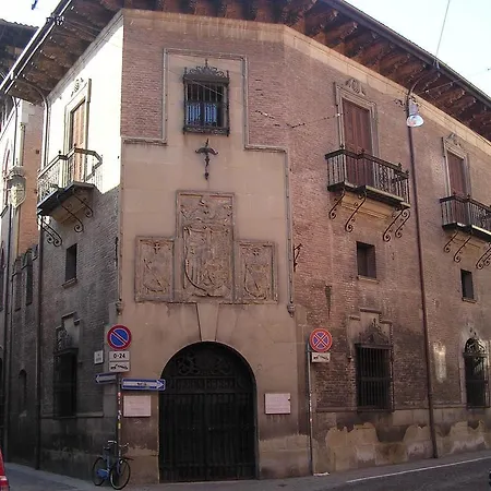 Al Collegio Di Spagna *